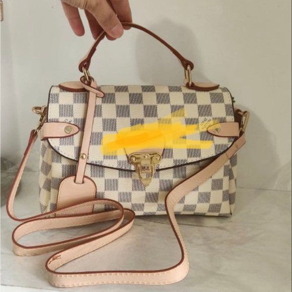 Elegant Women crossbody bag - Picture 2 of 8